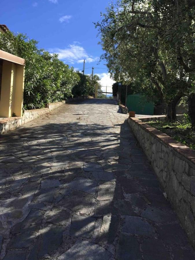 Villa Casa Solemar Imperia Exterior foto